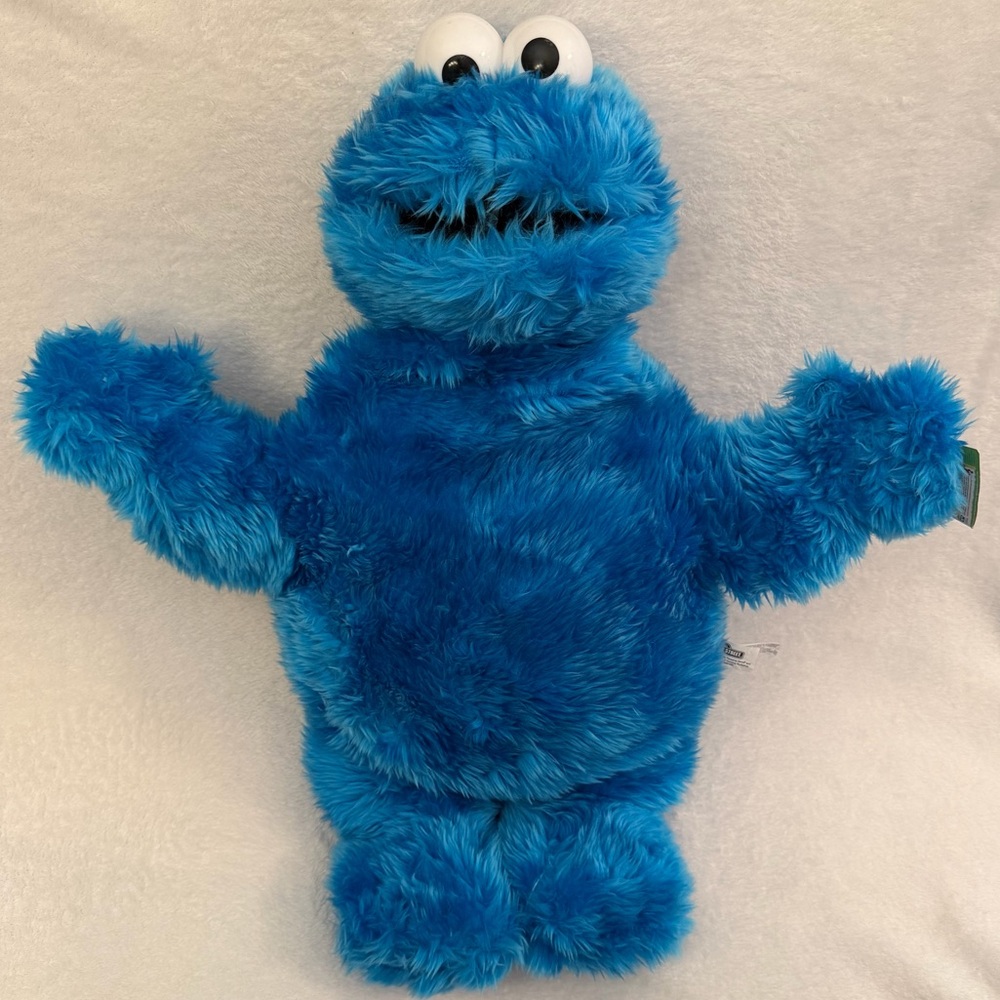 Vintage Cookie Monster Blue Plush Sesame Street stuffed animal Toy 2004